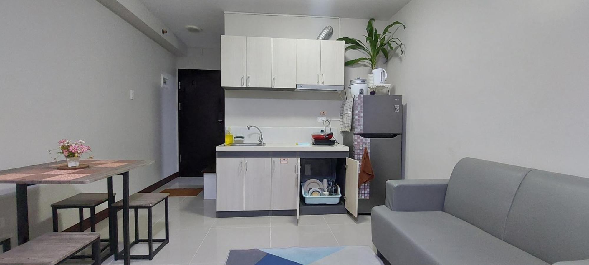 Dracarys Place 2 Condo With Balcony Unlimited Wifi Lapulapu City View Exterior photo